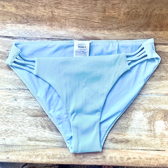 New Roxy Light Blue Ribbed Bikini Set Sz M - Picture 9 of 12